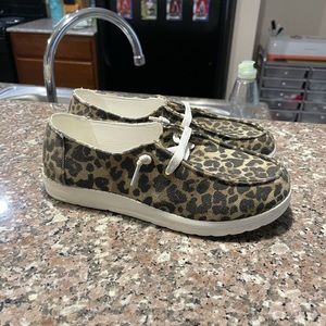 Cheetah print boutique slip on shoes